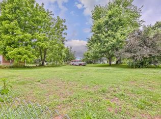 9674 Phillips Cemetery Rd, Bentonville, AR 72713