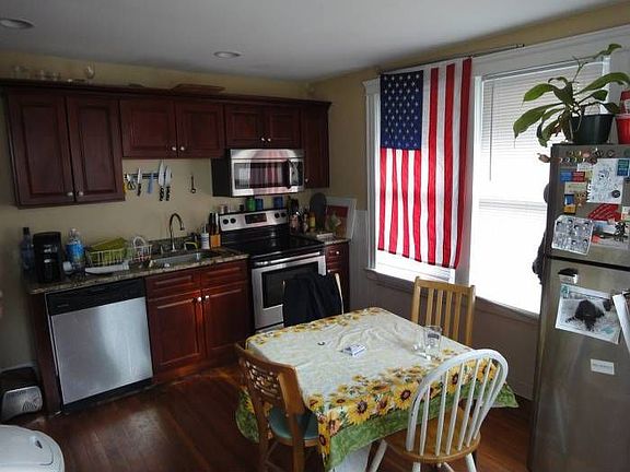 New kitchen cabinets