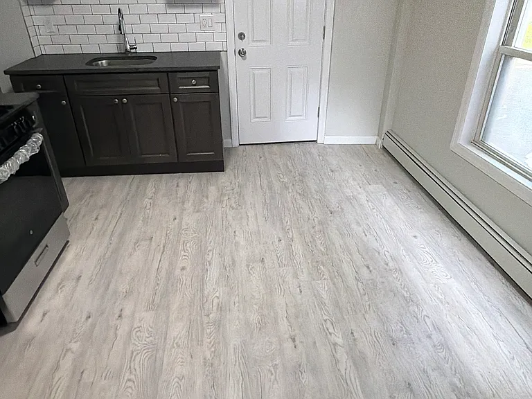 173-175 Beech St #1 — Photo 6