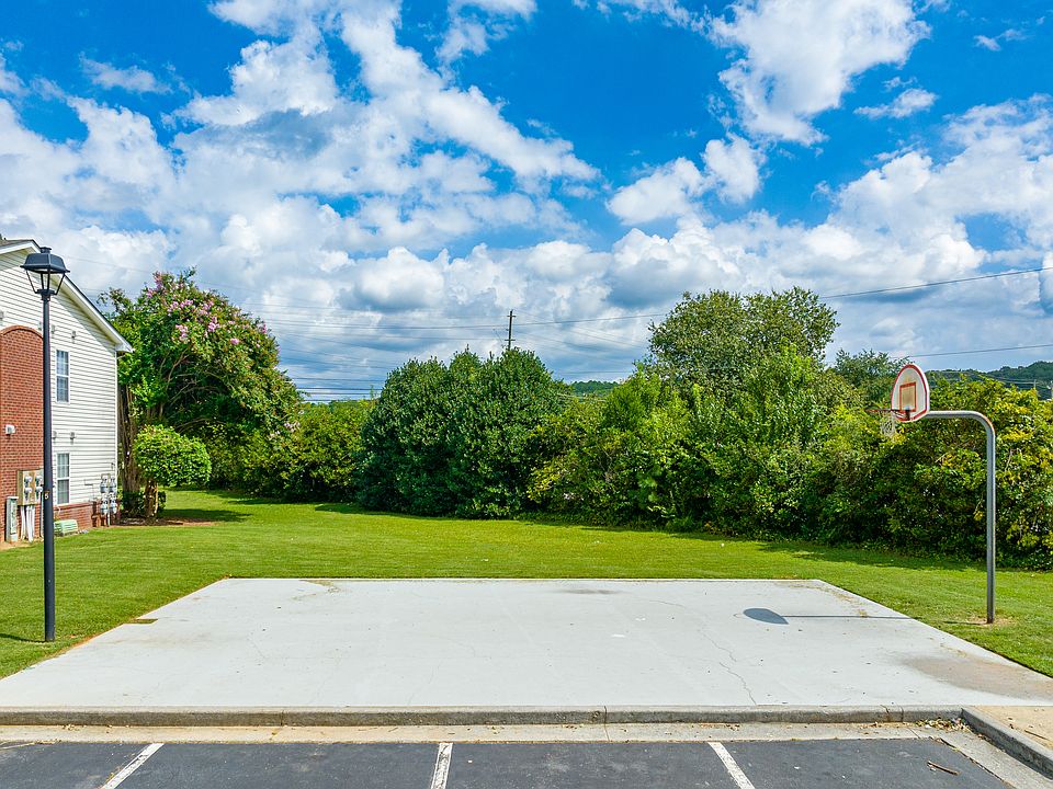 1st image of 366 Old Mill Rd APT 904