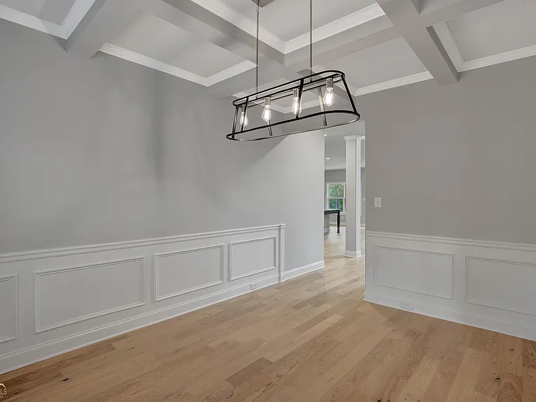 395 Chasewood Ln — Photo 5