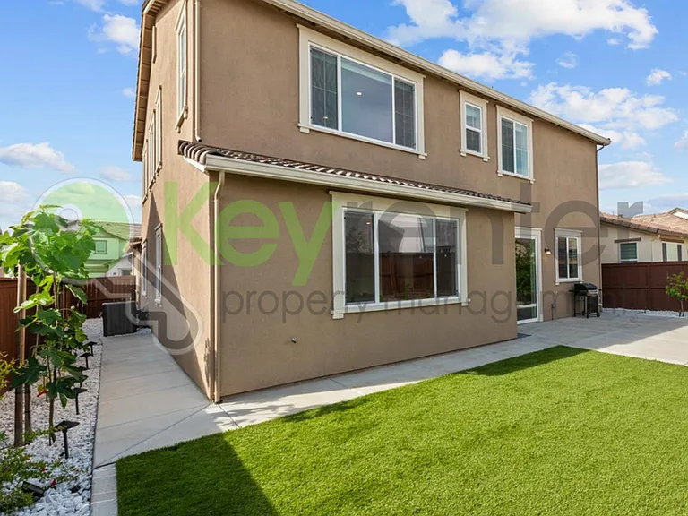 4288 Crescent Way — Photo 44