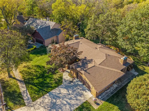 3006 SW 18th St, Des Moines, IA 50315