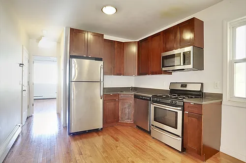 79 Beacon Ave Photo 1