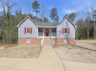 121 Wilson Cir, Carrollton, GA 30117