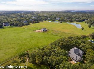 275 Pond Rd, Tisbury, MA 02568