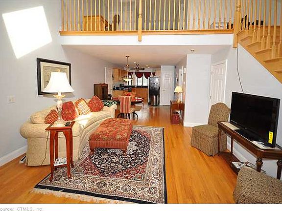 5th image of 102 Kebalo Ln
