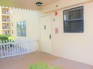 4700 Lucerne Lakes Blvd #101, Lake Worth, FL 33463