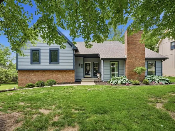 5722 Noland Rd, Shawnee, KS 66216