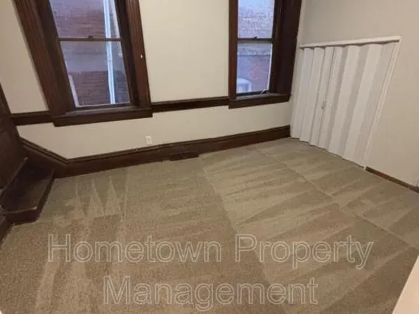 71 Main St, Seven Valleys, PA 17360