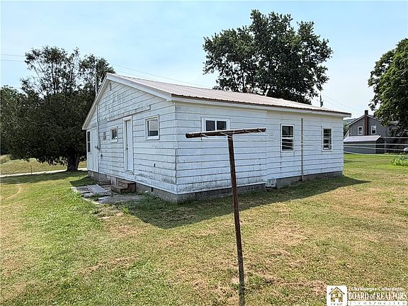 3rd image of 2575 Lebanon Rd
