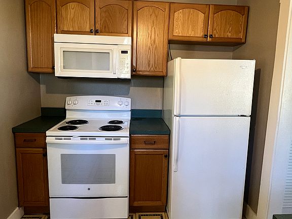 4th image of 1410 NE 53rd St