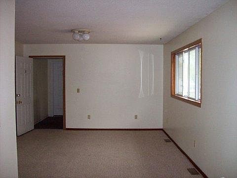 3rd image of 503 S High St