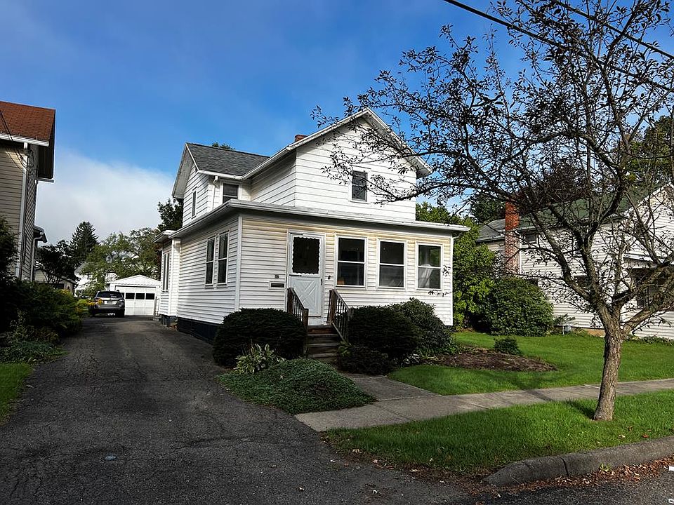 1st image of 142 Saint James St