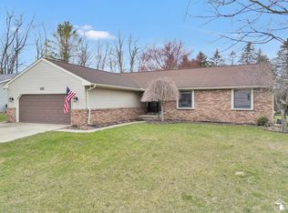 31014 Bramley Cir, New Hudson, MI 48165