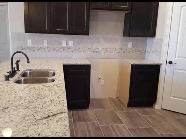 340 Aidan Gordon Cir — Photo 4