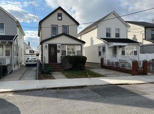 22128 106th Ave, Queens Village, NY 11429
