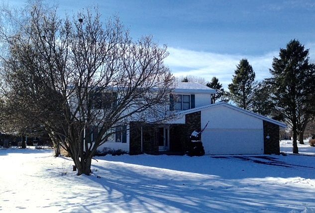 2nd image of 3902 Jenny Ct