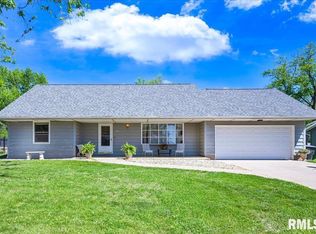 1504 Kern Rd, Washington, IL 61571