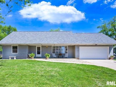 1504 Kern Rd, Washington, IL, 61571