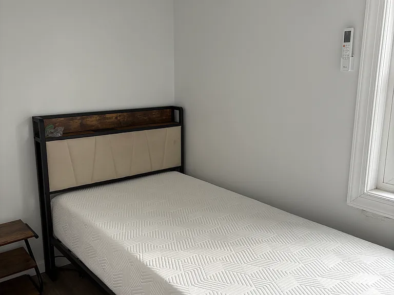 802 Fairmount Ave — Photo 1