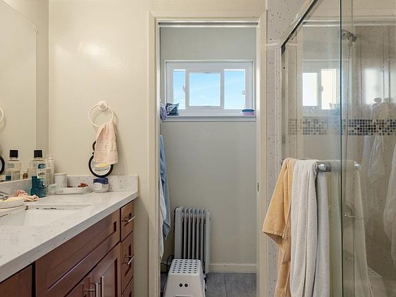 5th image of 510 Richmond Dr APT 3