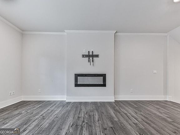 4th image of 209 Vista Ln #209