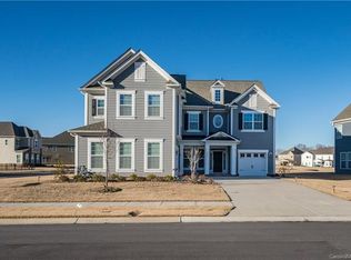 2733 Red Maple Ln, Harrisburg, NC 28075