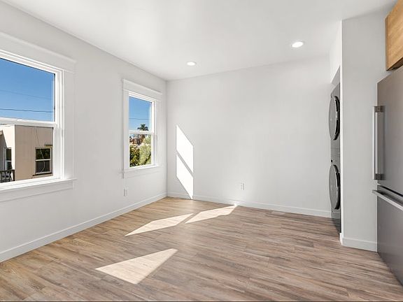 3rd image of 3814 Villa Ter