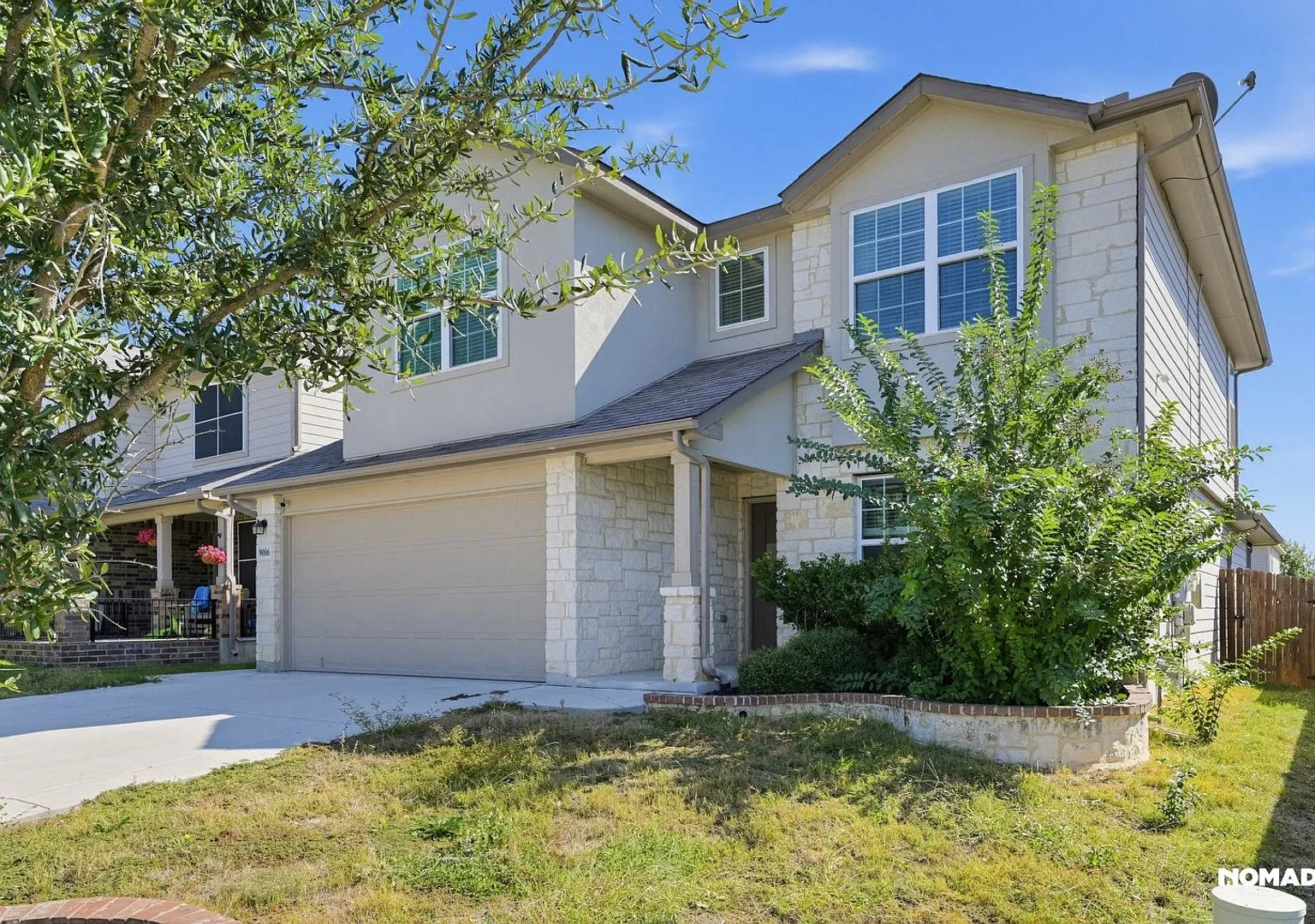 Spacious 5BR Home for Rent | Huge Sunroom | Solar Panels | Pool & Sports Courts | Pet Friendly | ... — Photo 2