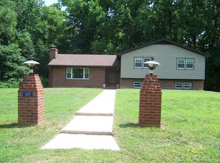 109 Lakeside Dr, Callao, VA 22435
