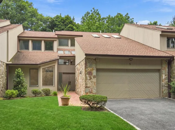 3 Willada Lane, Glen Cove, NY 11542