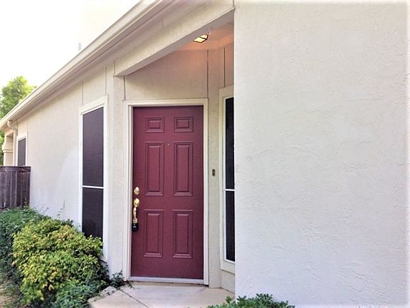 2nd image of 8829 Holly St