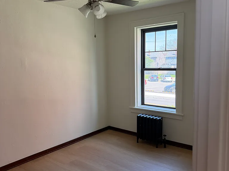 1060 Kenmore Ave #5 — Photo 14