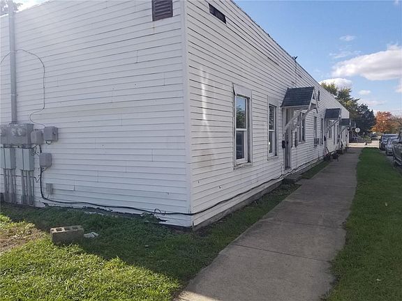 2nd image of 1805 H Ave