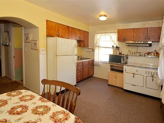 5th image of 1074 Beechmeadow Ln