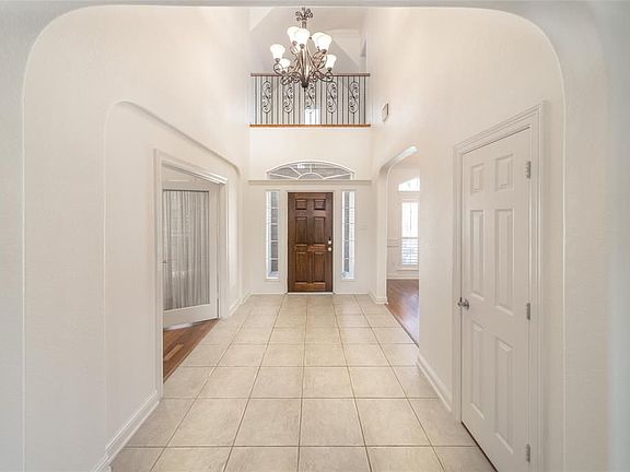 2nd image of 12202 Laguna Terrace Dr