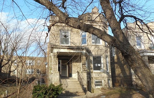 1st image of 4450 W West End Ave