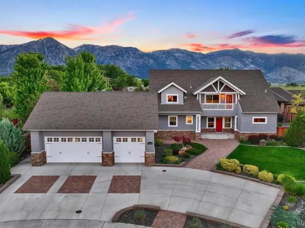 1008 Keystone Ct, Gardnerville, NV 89460