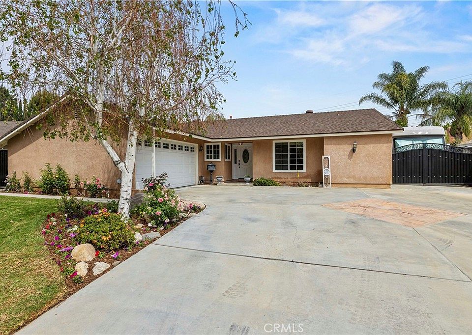 1st image of 27816 Ridgegrove Dr