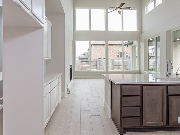 5th image of 4907 Sabine Terrace Dr