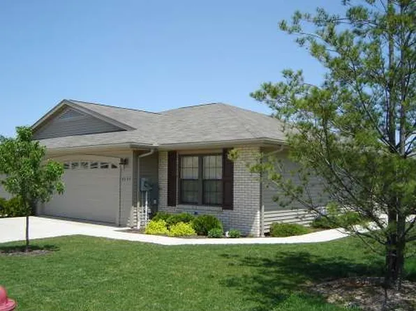 1060 Willow Rd, Macomb, IL 61455