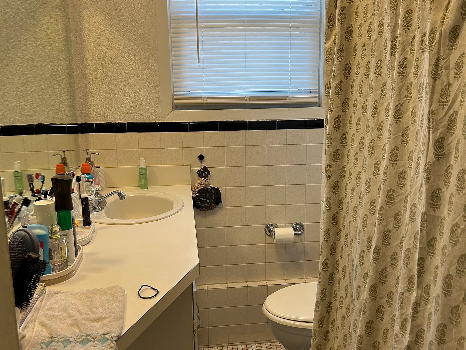 3 bed, 1300 sqft, $2,000 — Photo 4