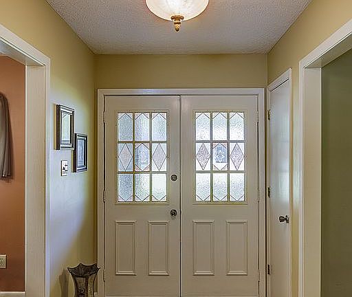 Entry Foyer