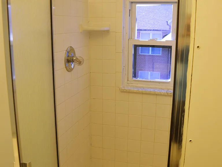 2701 Euclid Ave — Photo 7