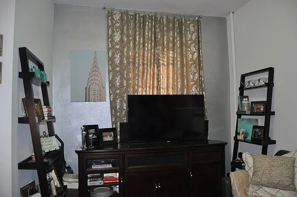 Rented by Sky Management | media 24