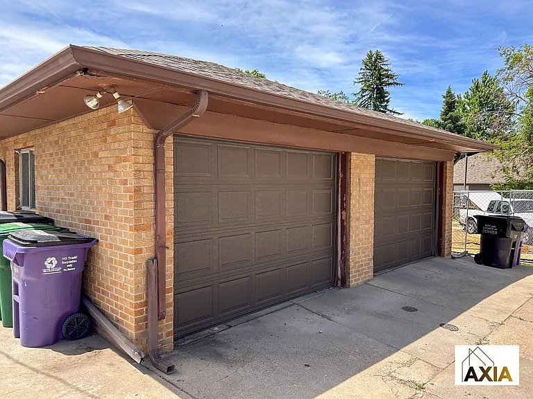 1472 S Gaylord St — Photo 12