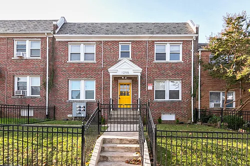 1255 Raum St NE #1 Photo 1