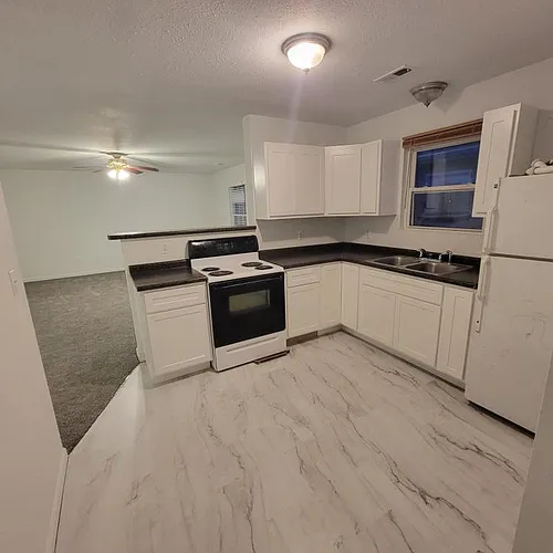 212 Kronos Dr #A Photo 1