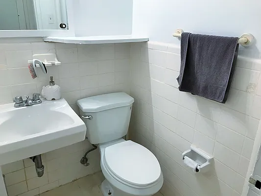 Rented by Joe Gotham LTD | media 15